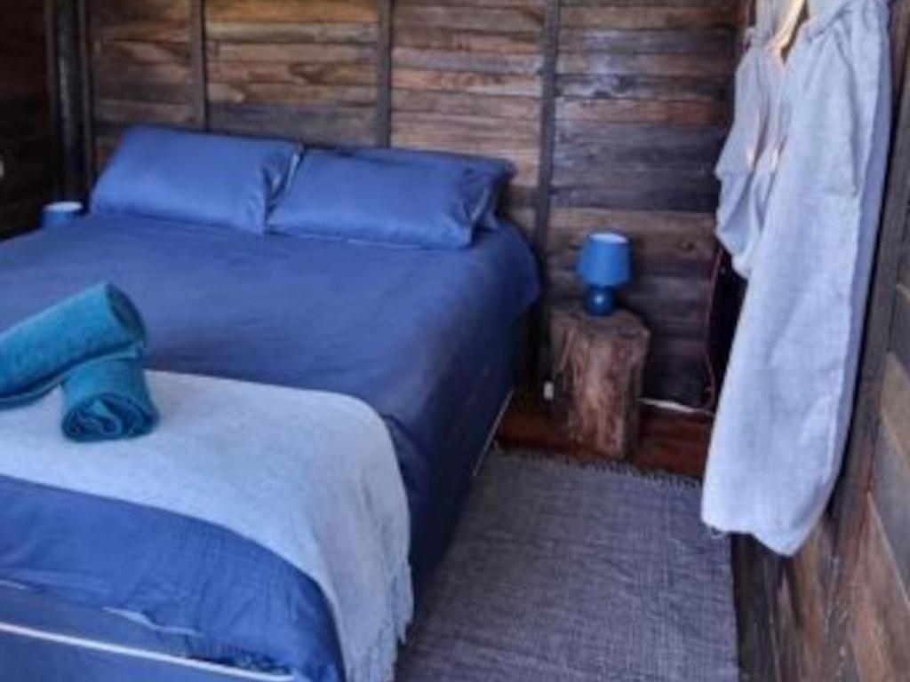 Tsitsikamma Wolf Sanctuary Eco Cabins & Teepees Stormsrivier Oda fotoğraf